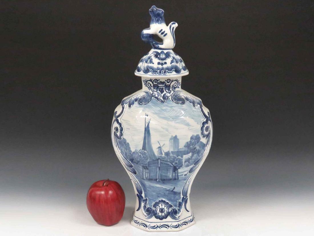 DUTCH FAIENCE COVERED URN, 20TH CENTURY. HEIGHT 17" (1 of 4)