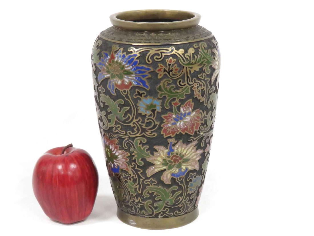 CHINESE BRONZE/CHAMPLEVE VASE, C.1930. HEIGHT 9 1/2" (1 of 2)