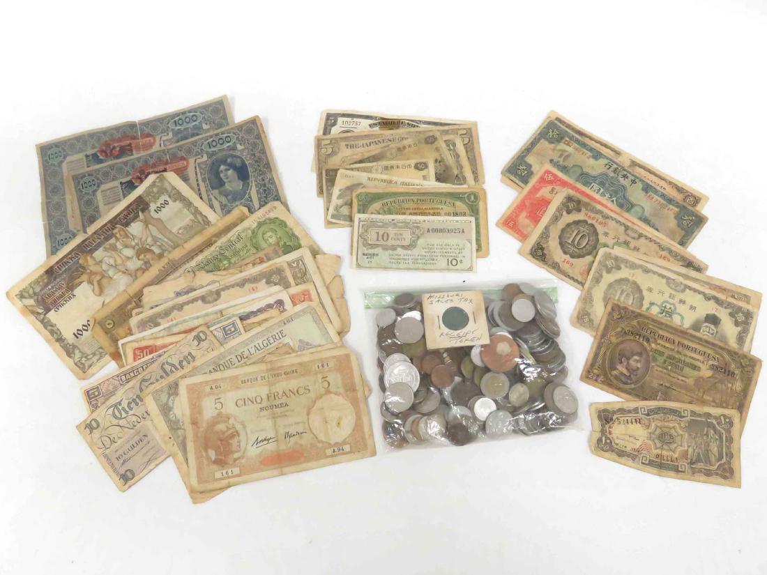 LOT ASSORTED FOREIGN COINS/TOKENS AND CURRENCY (1 of 1)