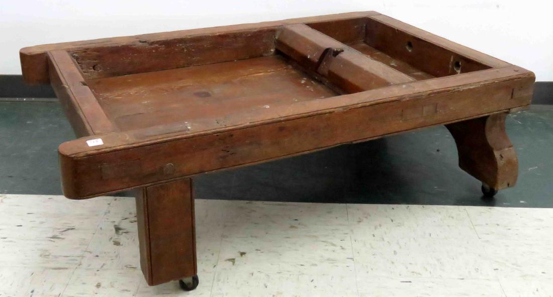 OAK COBBLER'S BENCH/LOW TABLE, 19TH CENTURY. HEIGHT 14"; (1 of 1)