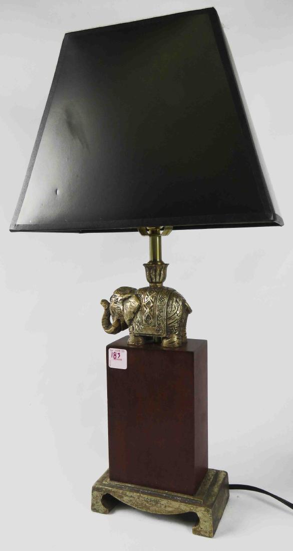 TABLE LAMP WITH GILT METAL ELEPHANT ON MAHOGANY BASE. (1 of 1)
