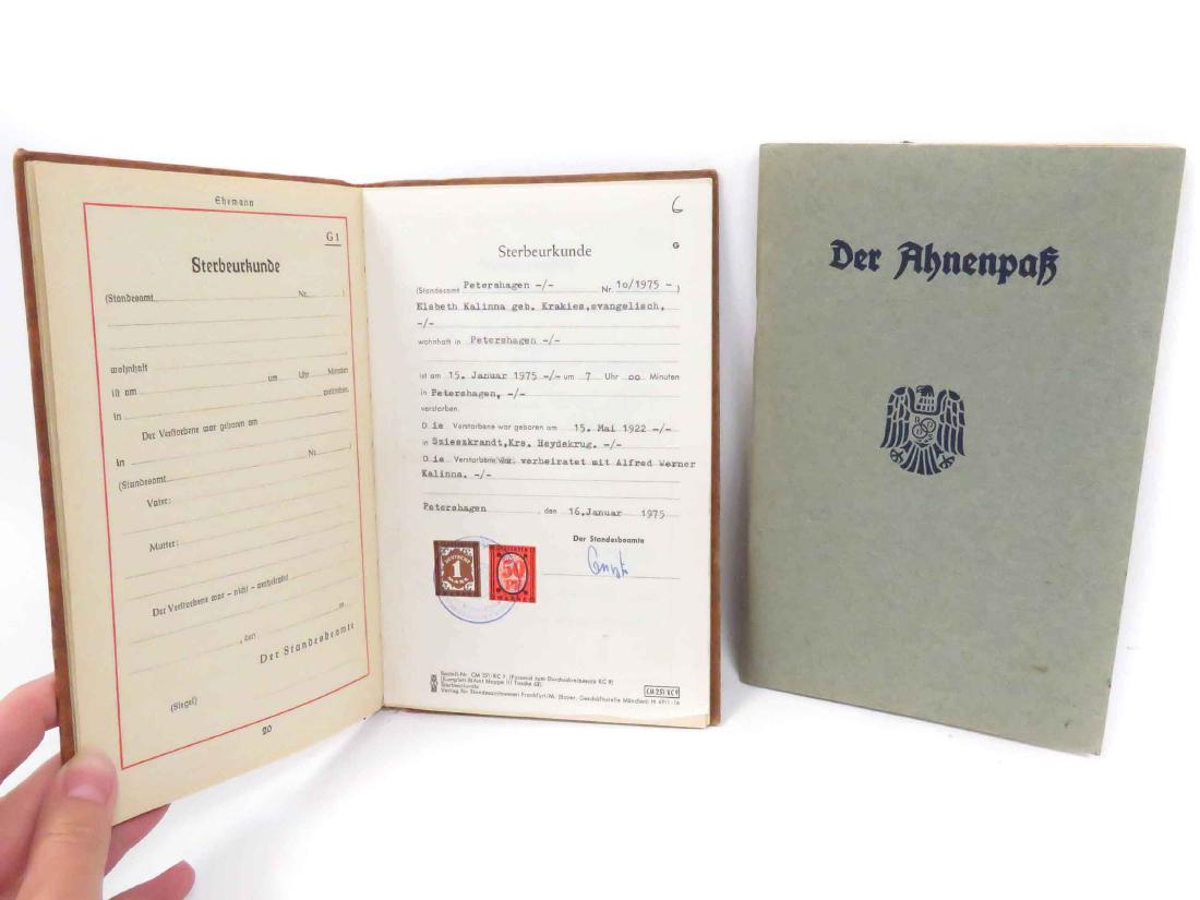 LOT (2) GERMAN WWII AHNENPASS (PROOF OF ANCESTRY): LOT (2) GERMAN WWII AHNENPASS (PROOF OF ANCESTRY) FAMILY REGISTERS FOR NCO ALFRED WERNER KALINNA