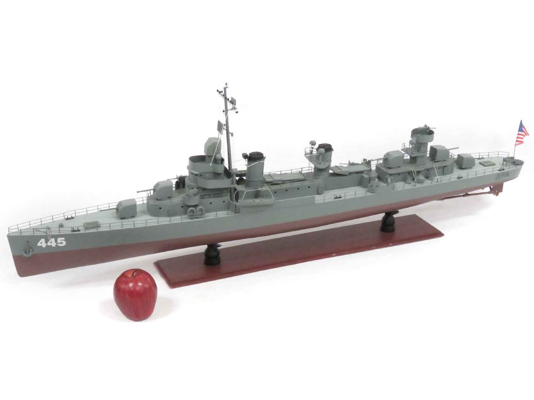 US NAVY SCALE MODEL USS FLETCHER WWII DESTROYER. LENGTH: US NAVY SCALE MODEL USS FLETCHER WWII DESTROYER. LENGTH 44"