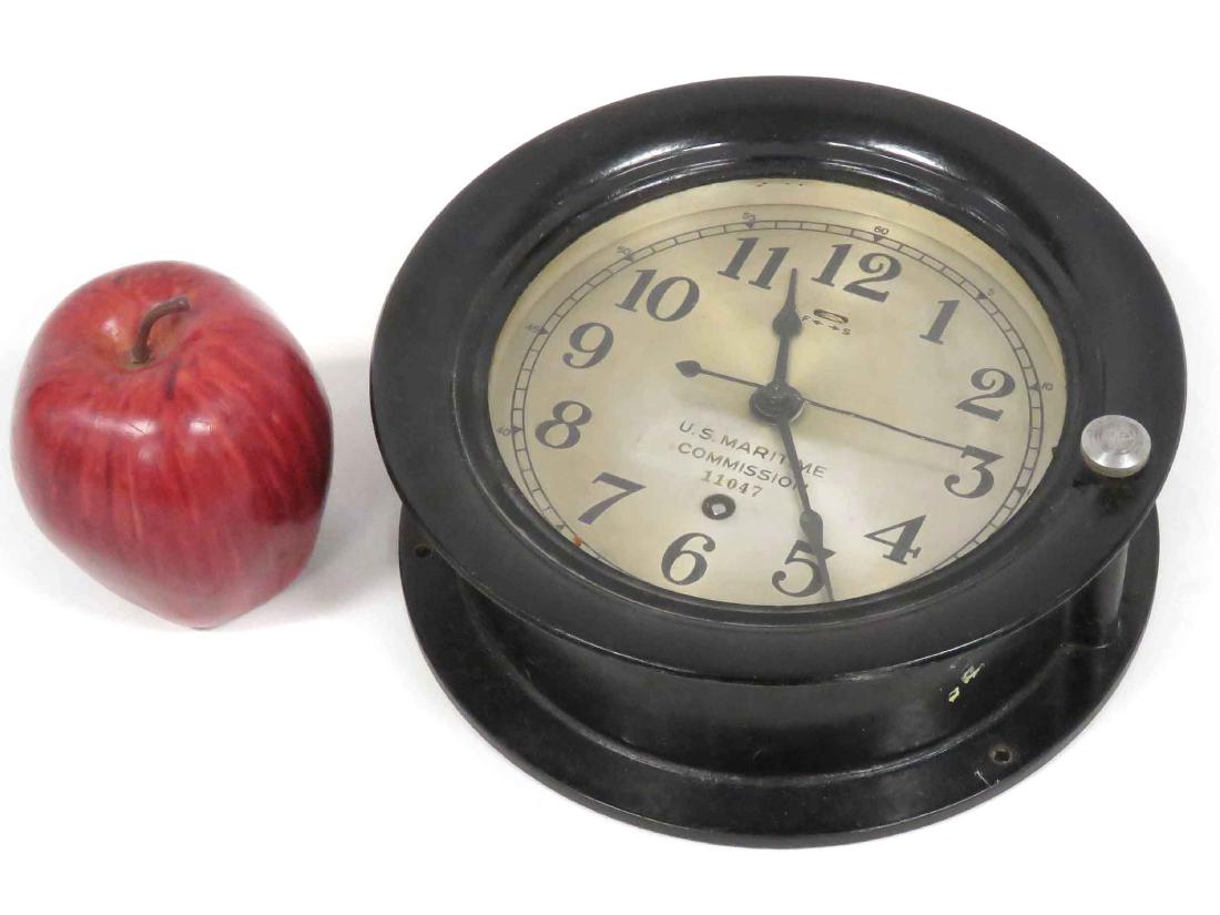 SETH THOMAS/US MARITIME COMMISSION (WWII ERA) BAKELITE: SETH THOMAS/US MARITIME COMMISSION (WWII ERA) BAKELITE CASE SHIPS CLOCK. DIAMETER 7 3/4"