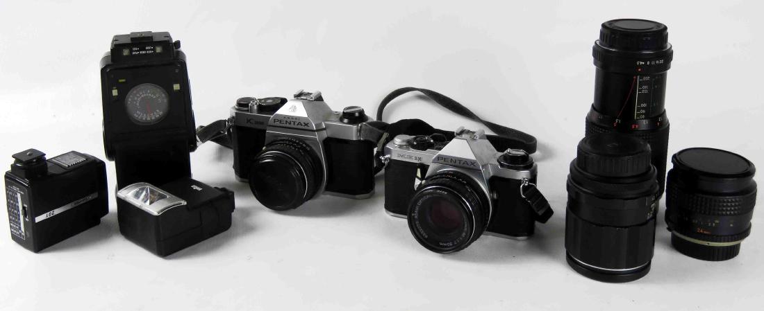 LOT ASSORTED 35MM CAMERAS/LENSES, ETC (1 of 3)