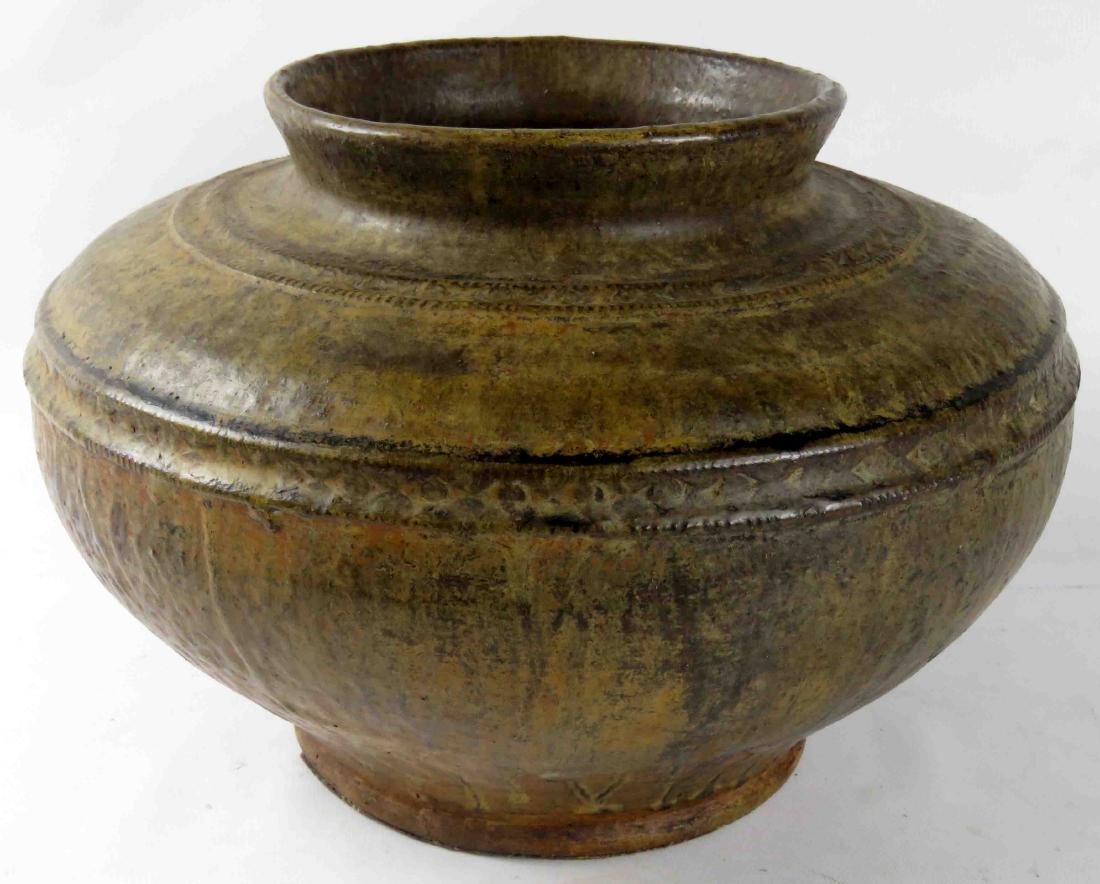 LARGE GLAZED STONEWARE POTTERY JAR. HEIGHT 10"; (1 of 1)