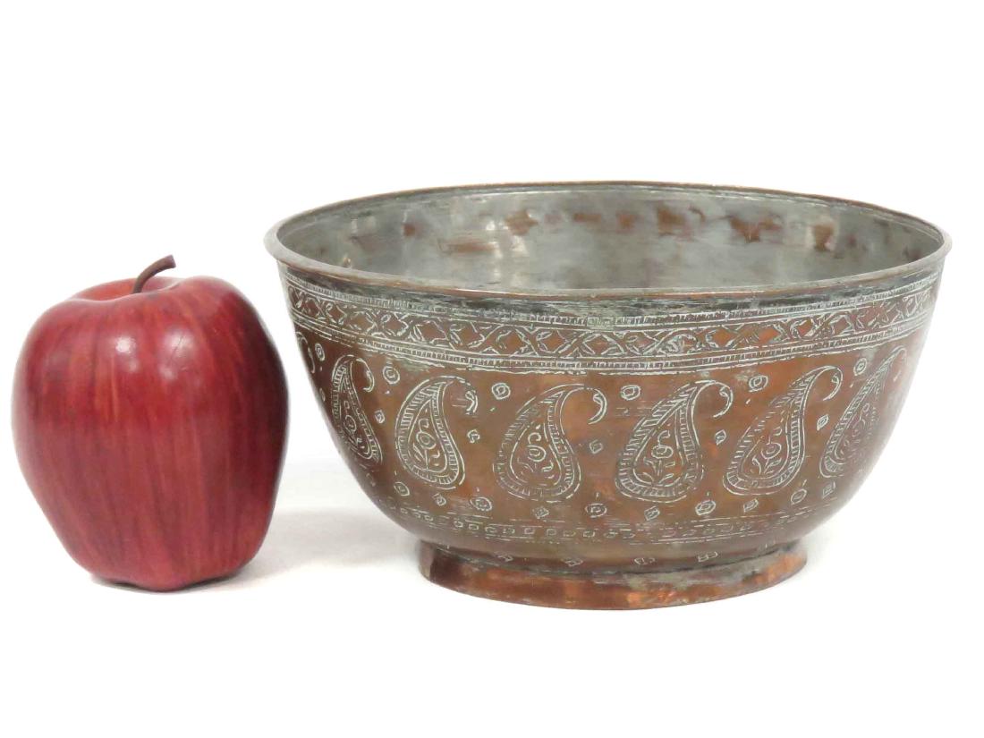 MIDDLE EASTERN HAND WORKED COPPER BOWL, 19TH CENTURY. (1 of 4)