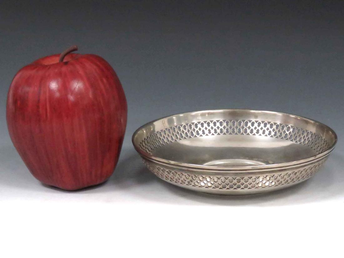 TIFFANY & CO MAKERS STERLING RETICULATED BOWL,: TIFFANY & CO MAKERS STERLING RETICULATED BOWL, #20251K-1537, MOORE MARK. HEIGHT 1 1/4"; DIAMETER 5 1/4"; 5.07 OZT