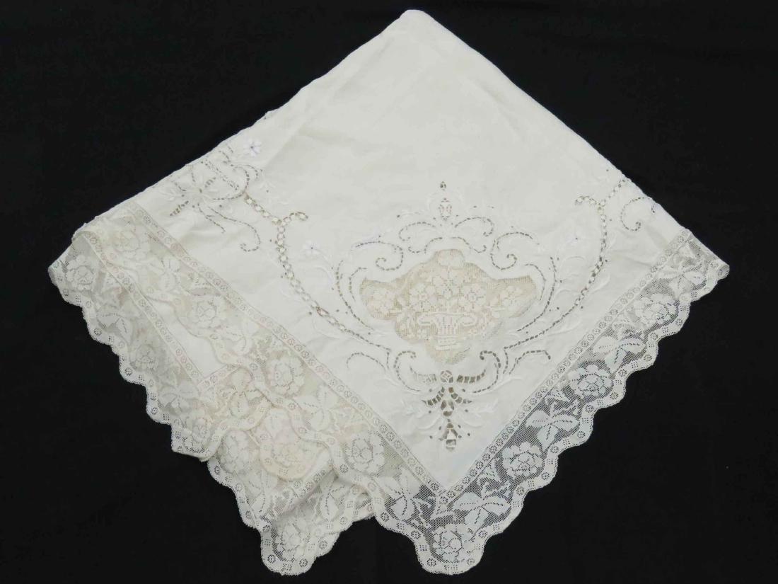 VINTAGE LINEN LACED TABLECLOTH WITH EMBROIDERY LACE: VINTAGE LINEN LACED TABLECLOTH WITH EMBROIDERY LACE INSERTS & EDGES AND CUT WORK. 68 X 92"