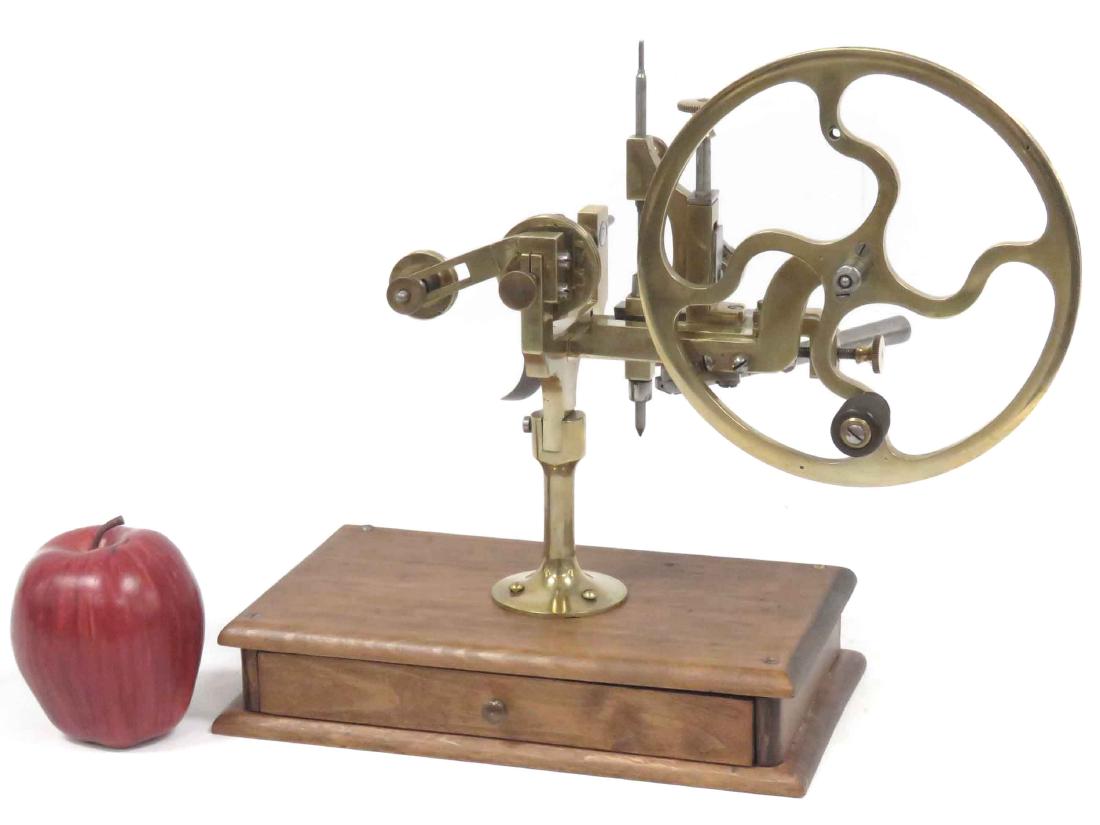 VINTAGE BRASS JEWELER'S HAND LATHE WITH ACCESSORIES,: VINTAGE BRASS JEWELER'S HAND LATHE WITH ACCESSORIES, 19TH CENTURY. HEIGHT 11 1/2"; LENGTH 13"