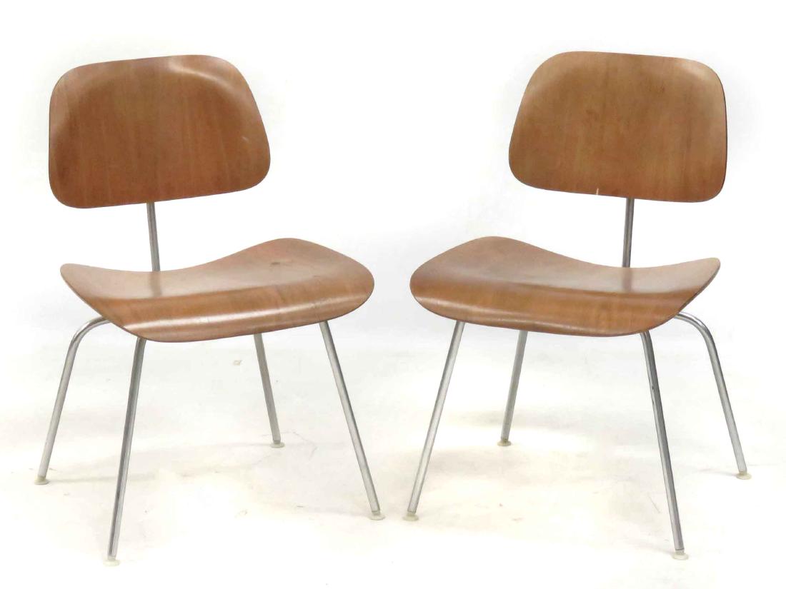 PAIR CHARLES EAMES FOR HERMAN MILLER DCM PLYWOOD SIDE: PAIR CHARLES EAMES FOR HERMAN MILLER DCM PLYWOOD SIDE CHAIRS. HEIGHT 30"