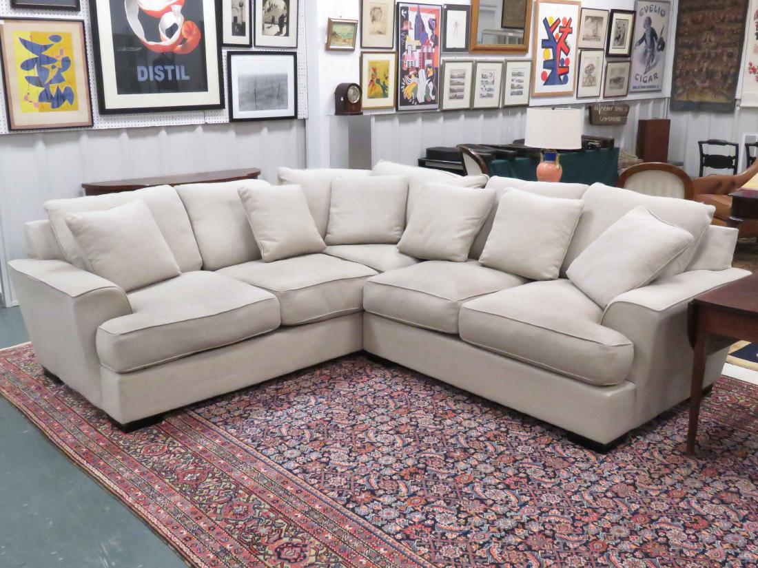 CONTEMPORARY SECTIONAL SOFA. LENGTH 8 1/2': CONTEMPORARY SECTIONAL SOFA. LENGTH 8 1/2'