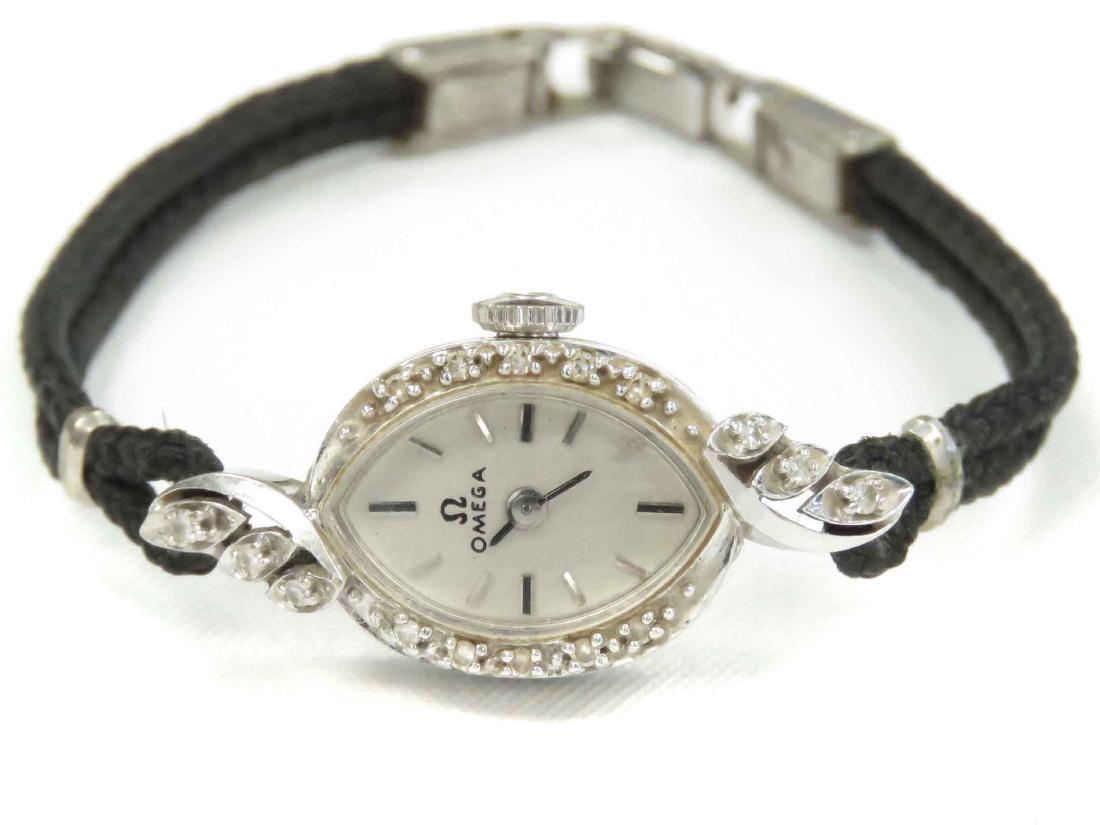 VINTAGE LADY'S OMEGA 14K WHITE GOLD, DIAMOND & 17-JEWEL: VINTAGE LADY'S OMEGA 14K WHITE GOLD, DIAMOND & 17-JEWEL MECHANICAL WRISTWATCH