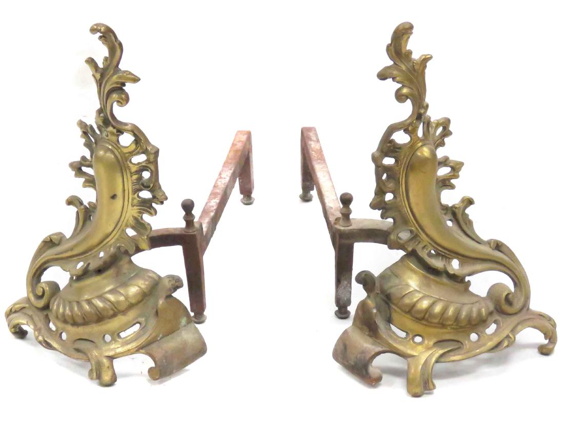 PAIR FRENCH STYLE BRASS CHENETS (ANDIRONS), 19/20TH: PAIR FRENCH STYLE BRASS CHENETS (ANDIRONS), 19/20TH CENTURY. HEIGHT 17"