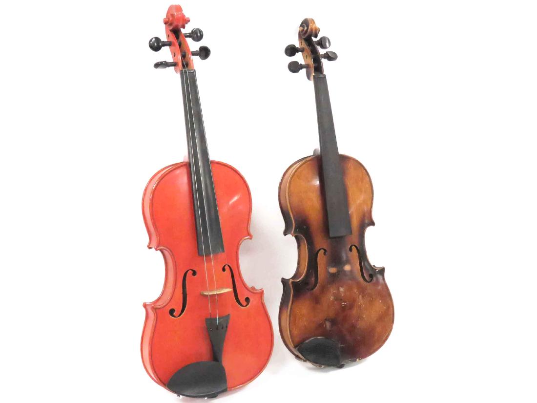 LOT (2) VIOLINS INCLUDING GERMAN STRAD MOD WITH HARD: LOT (2) VIOLINS INCLUDING GERMAN STRAD MOD WITH HARD CASE & CHINESE MOD HARD CASE, 19/20TH CENTURY