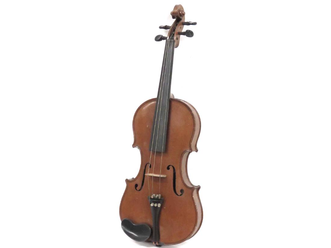 CHADMU'K VIOLIN (LABELED) WITH HARD CASE, 19TH CENTURY: CHADMU'K VIOLIN (LABELED) WITH HARD CASE, 19TH CENTURY