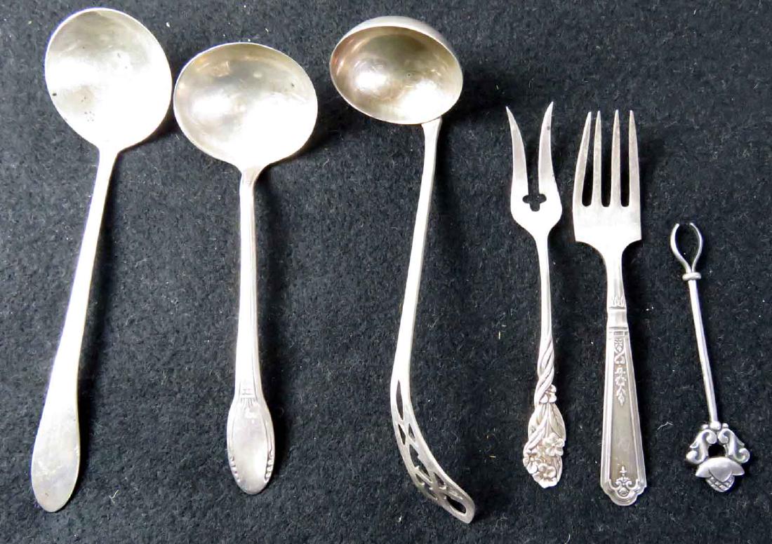 LOT (6) INCLUDING (5) STERLING SILVER SAUCE LADLES, (1 of 1)