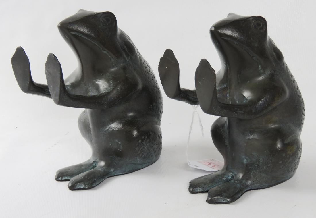 PAIR PATINATED BRONZE FROG BOOKENDS. HEIGHT 6" (1 of 3)