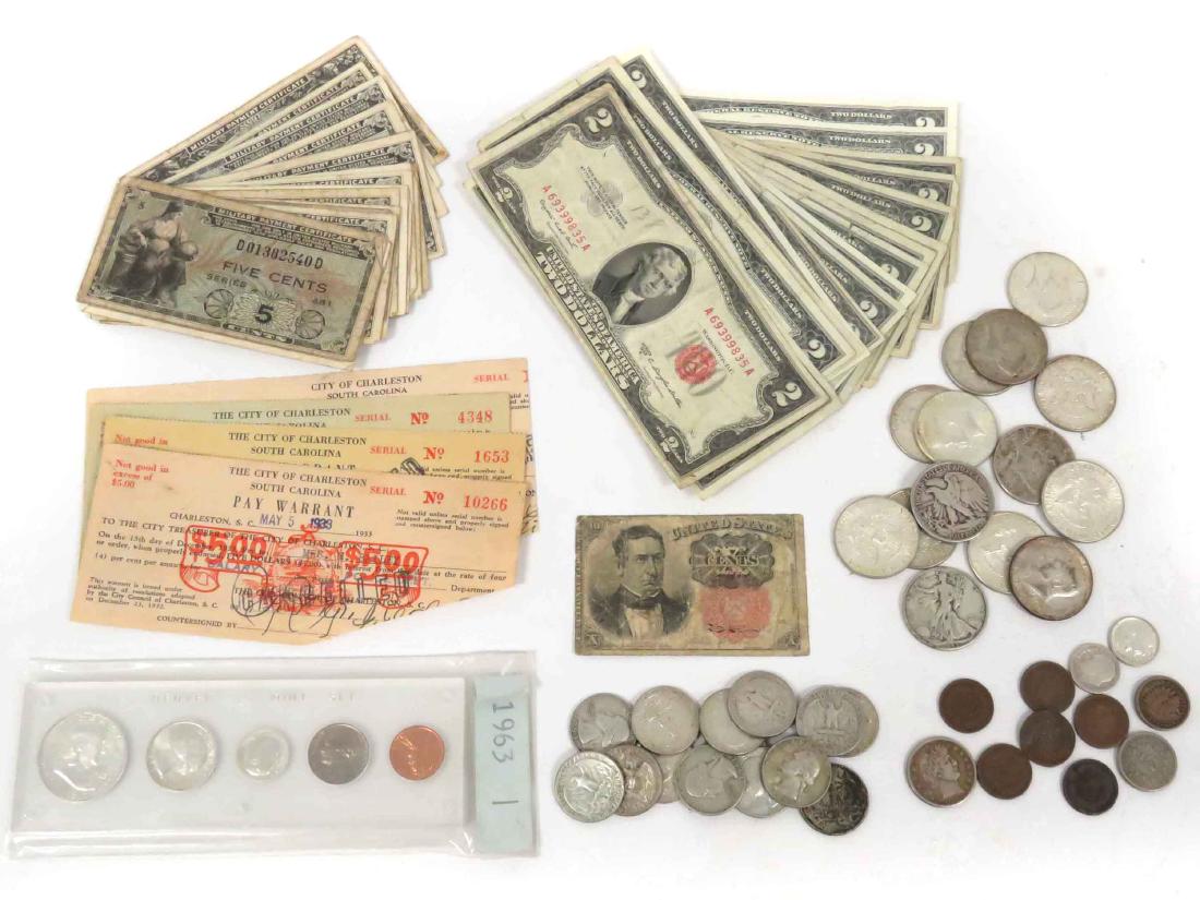 LOT ASSORTED US COINS, CURRENCY AND MILITARY REGIMENT: LOT ASSORTED US COINS, CURRENCY AND MILITARY REGIMENT CERTIFICATES INCLUDING (14) WALKING LIBERTY/FRANKLIN/KENNEDY SILVER HALF DOLLARS; (15) SILVER QUARTERS; DIMES; NICKELS; INDIAN HEAD CENTS; FRACTIO