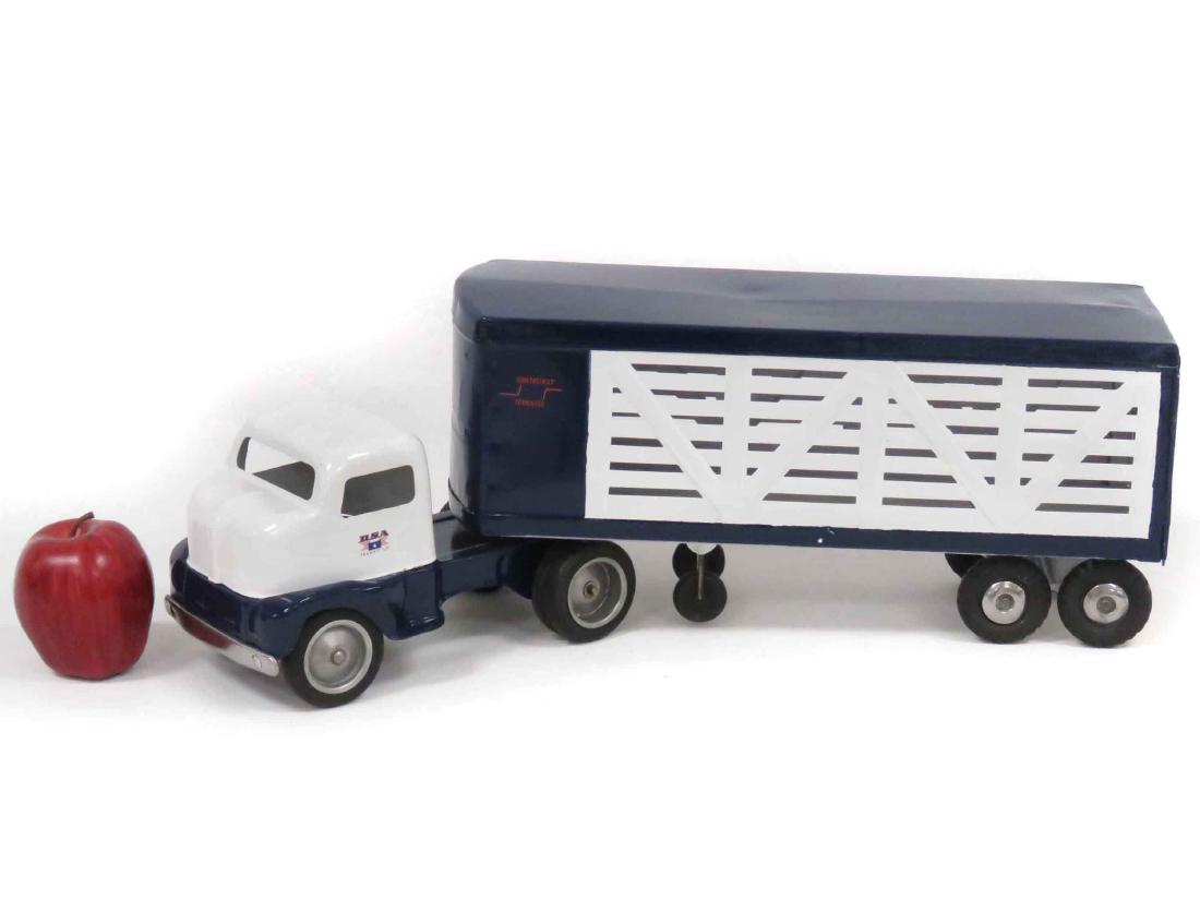 VINTAGE TONKA/STRUCTO STEEL TOY TRACTOR TRAILER. LENGTH: VINTAGE TONKA/STRUCTO STEEL TOY TRACTOR TRAILER. LENGTH 22"