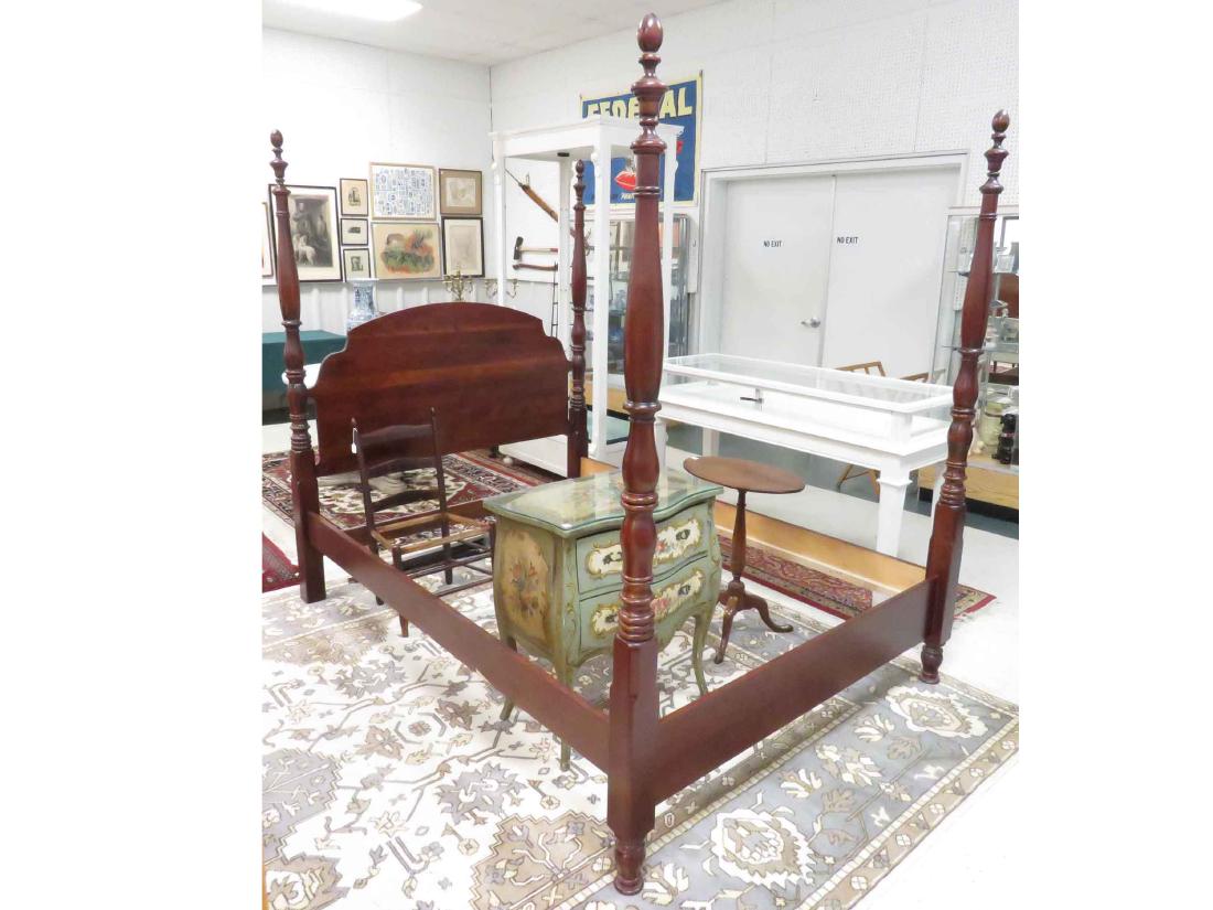 CHIPPENDALE STYLE CHERRY 4-POSTER BED (PENNSYLVANIA: CHIPPENDALE STYLE CHERRY 4-POSTER BED (PENNSYLVANIA HOUSE). HEIGHT 80"; WIDTH 60"