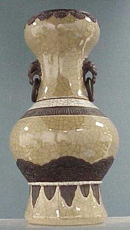 CHINESE CELADON CRACKLE VASE
