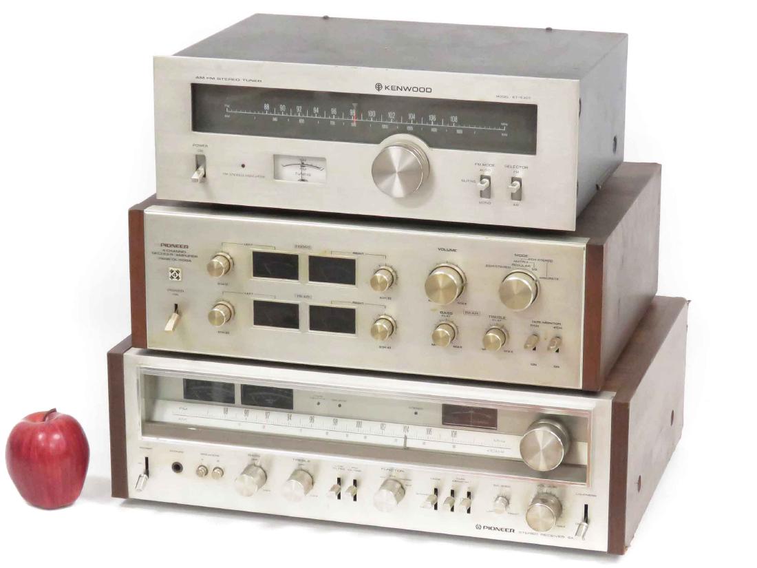 LOT (3) INCLUDING PIONEER SX-780 STEREO RECEIVER;: LOT (3) INCLUDING PIONEER SX-780 STEREO RECEIVER; PIONEER QL-600A, 4-CHANNEL DECODER AMPLIFIER AND KENWOOD MOD KT-5300 STEREO TUNER