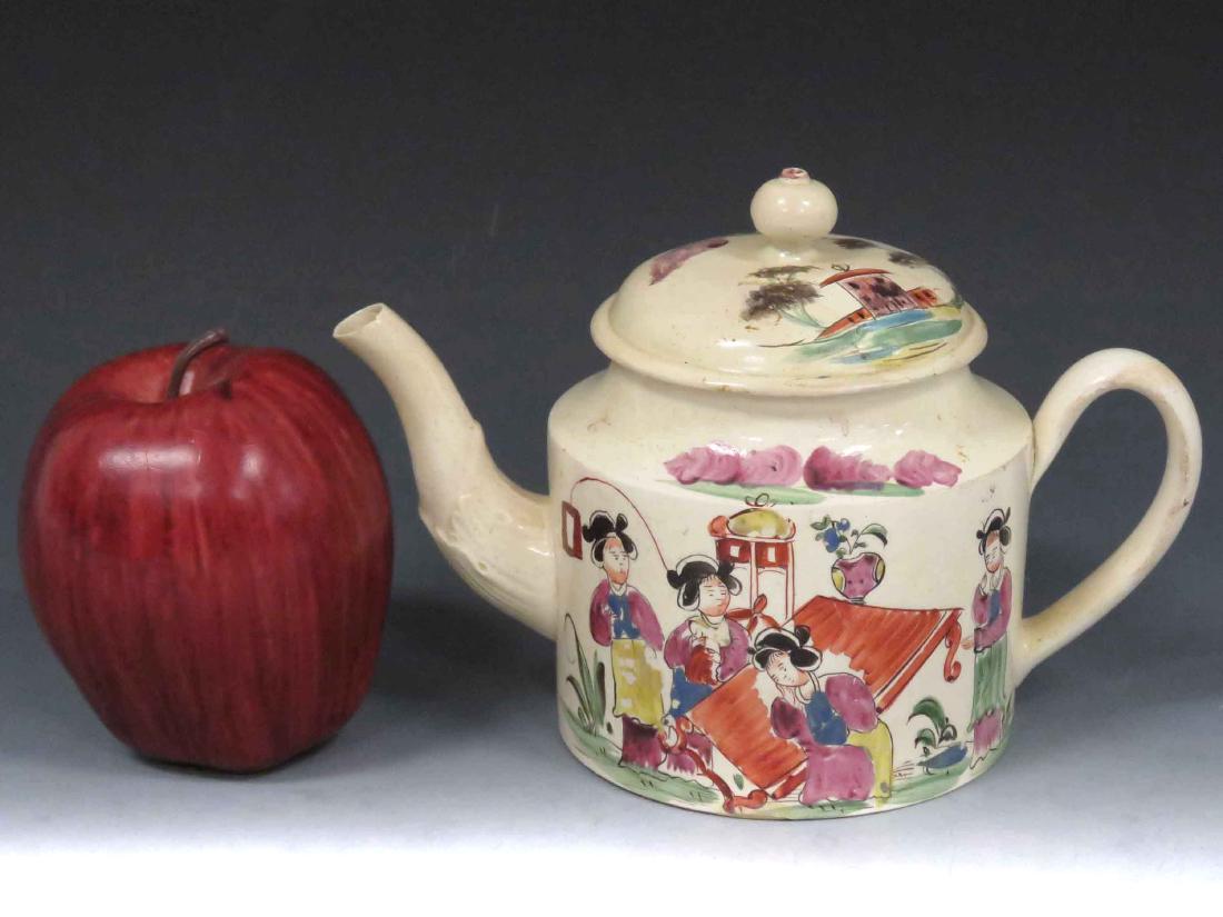 LEEDS DECORATED CREAMWARE TEAPOT, 18TH CENTURY. HEIGHT: LEEDS DECORATED CREAMWARE TEAPOT, 18TH CENTURY. HEIGHT 5"