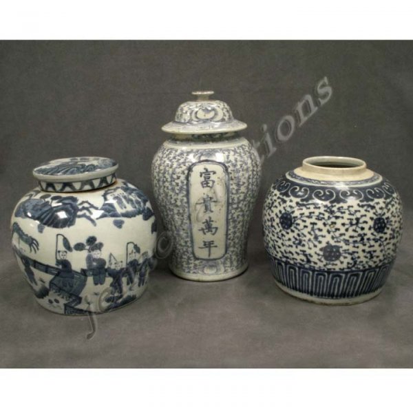 LOT (3) ASSORTED CHINESE BLUE/WHITE PORCELAIN JAR