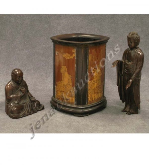 CHINESE CARVED BOXWOOD/BAMBOO BRUSH POT & FIGURES