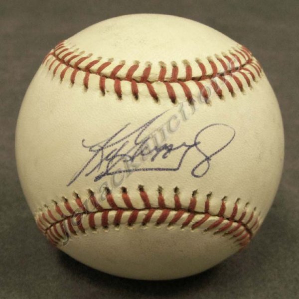 KEN GRIFFY JR. AUTOGRAPHED OFFICIAL AL BASEBALL