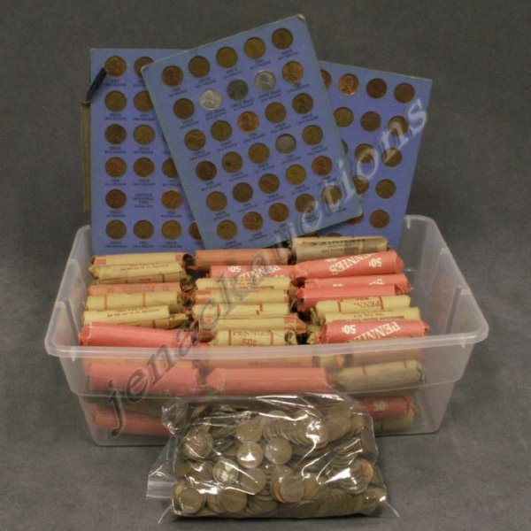 LOT ASSORTED FOREIGN COINS/CURRENCY