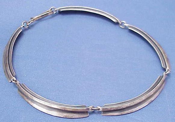 WIENER STERLING CURVED BANDED CHOKER: ED WIENER STERLING CURVED BANDED CHOKER, SIGNEDLENGTH 14"