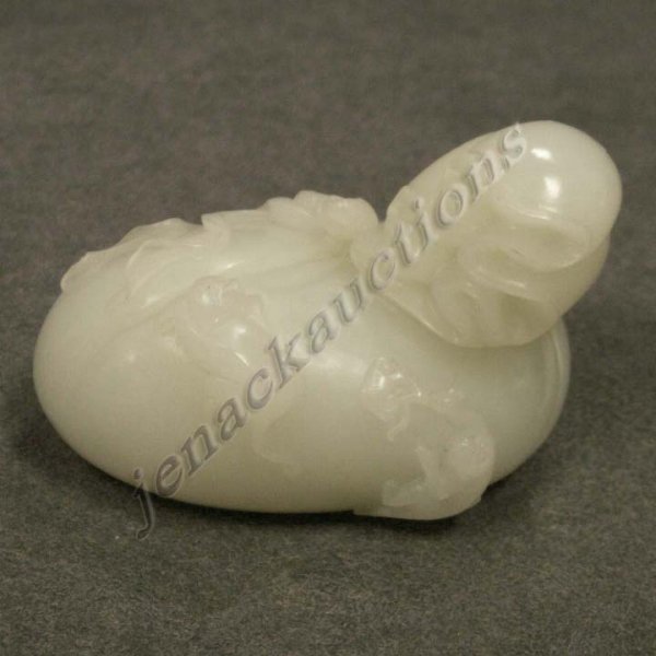 CHINESE CARVED JADE BAG OF MICE