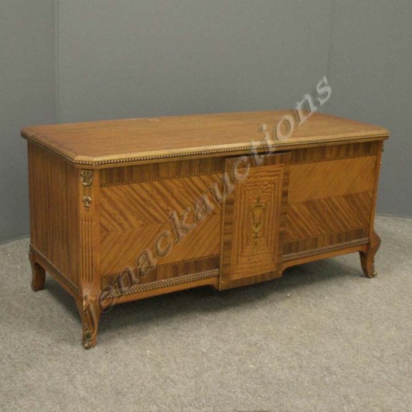 FRENCH STYLE CARVED/INLAID MAHOGANY CEDAR CHEST