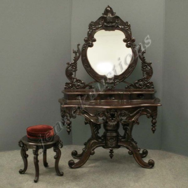 ROCOCO STYLE CARVED MAHOGANY DRESSING TABLE/STOOL
