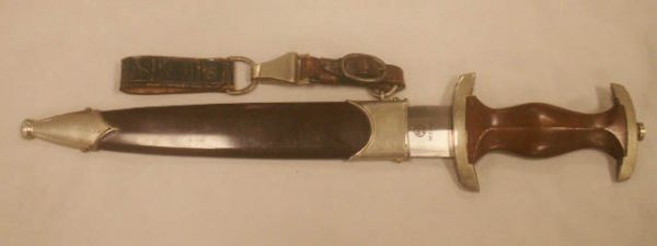 WW II EUROPEAN THEATRE DAGGER