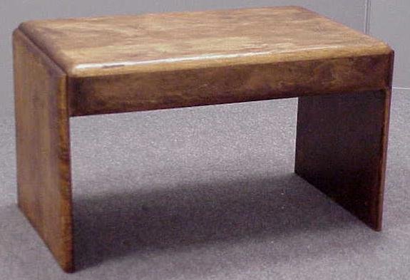 RUSSEL WRIGHT SIDE TABLE: RUSSEL WRIGHT DESIGN MAPLE SIDE TABLE - CONANT AND BALL AMERICAN MODERN, C.1940'S-50'S. HEIGHT 16 1/4"; TOP 17 X 26 3/4"