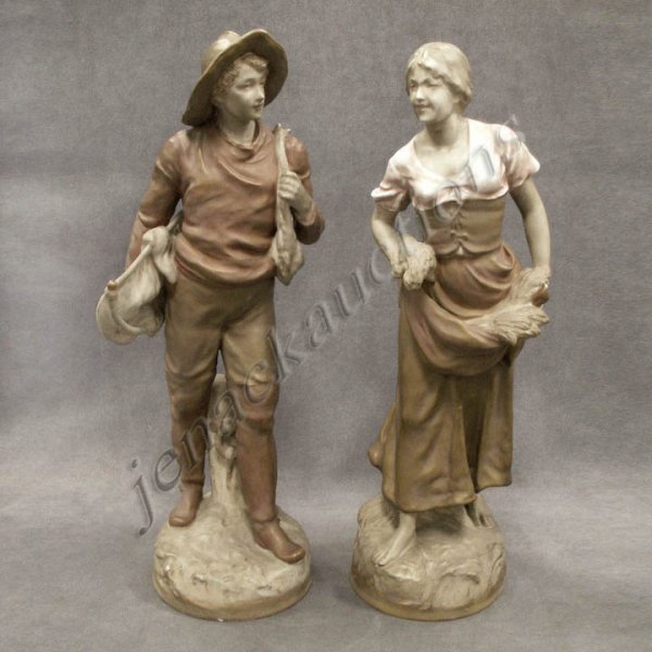 PAIR ROYAL DUX PORCELAIN FIGURINES: PAIR ROYAL DUX PORCELAIN FIGURINES. HEIGHT 21"