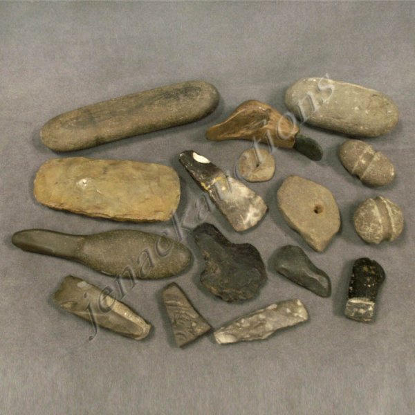 LOT (15) ASSORTED AMERICAN INDIAN STONE/FLINT IMPL: LOT (15) ASSORTED AMERICAN INDIAN STONE/FLINT IMPLEMENTS, POINTS, TOOLS, ETC.