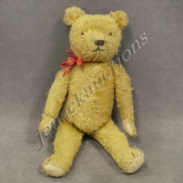 VINTAGE HUMP-BACK JOINTED MOHAIR TEDDY BEAR: VINTAGE HUMP-BACK JOINTED MOHAIR TEDDY BEAR. HEIGHT 16"