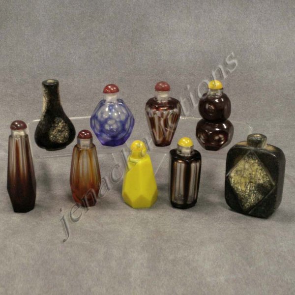 (9) CHINESE PEKING GLASS/STONE SNUFF BOTTLES: LOT (9) ASSORTED CHINESE PEKING GLASS/STONE SNUFF BOTTLES. HEIGHT 2 1/4"-3 1/2"