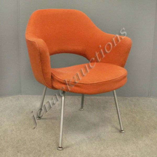 KNOLL UPHOLSTERED ARMCHAIR, SIGNED: KNOLL UPHOLSTERED ARMCHAIR, SIGNED