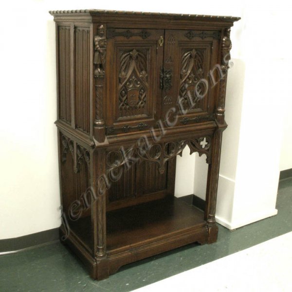 RENAISSANCE/GOTHIC REVIVAL CARVED OAK COURT CUPBOA: RENAISSANCE/GOTHIC REVIVAL CARVED OAK COURT CUPBOARD. HEIGHT 57"; WIDTH 38" (NEW KEY ESCUTCHEON)
