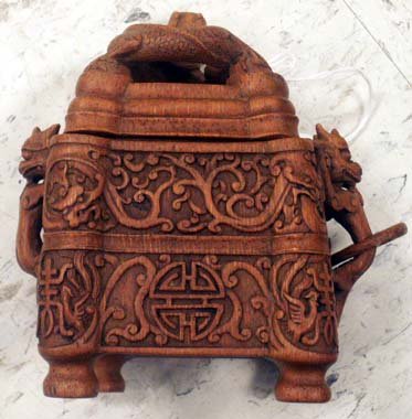 CHINESE CARVED BAMBOO COVERED BOX  - 4