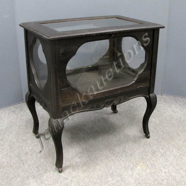 FRENCH STYLE CARVED OAK VITRINE
