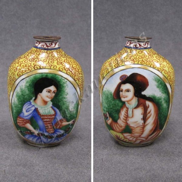 CHINESE ENAMELED COPPER SNUFF BOTTLE