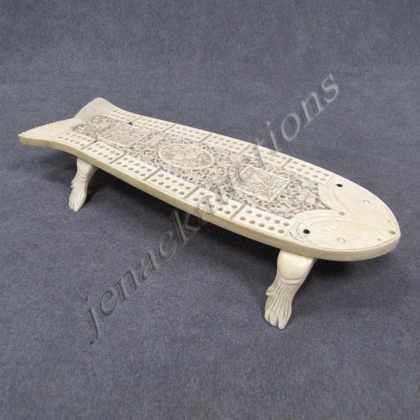 CHINESE CARVED IVORY CRIBBAGE BOARD