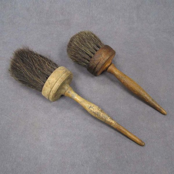LOT (2) WISK BRUSHES WITH TURNED MAPLE HANDLES: LOT (2) WISK BRUSHES WITH TURNED MAPLE HANDLES, ATTRIBUTED TO SHAKER WORKSHOPS. LENGTH 11"