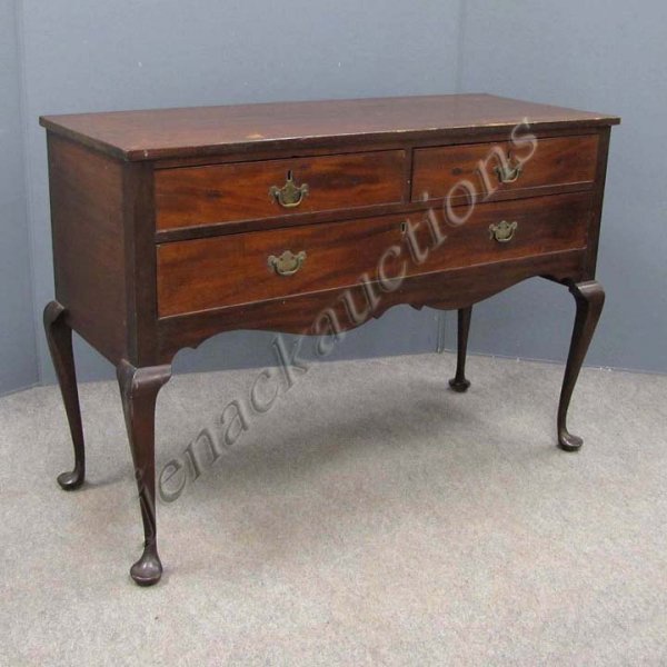 QUEEN ANNE STYLE CARVED MAHOGANY SERVER: QUEEN ANNE STYLE CARVED MAHOGANY SERVER, CENTENNIAL. HEIGHT 32"; WIDTH 46"
